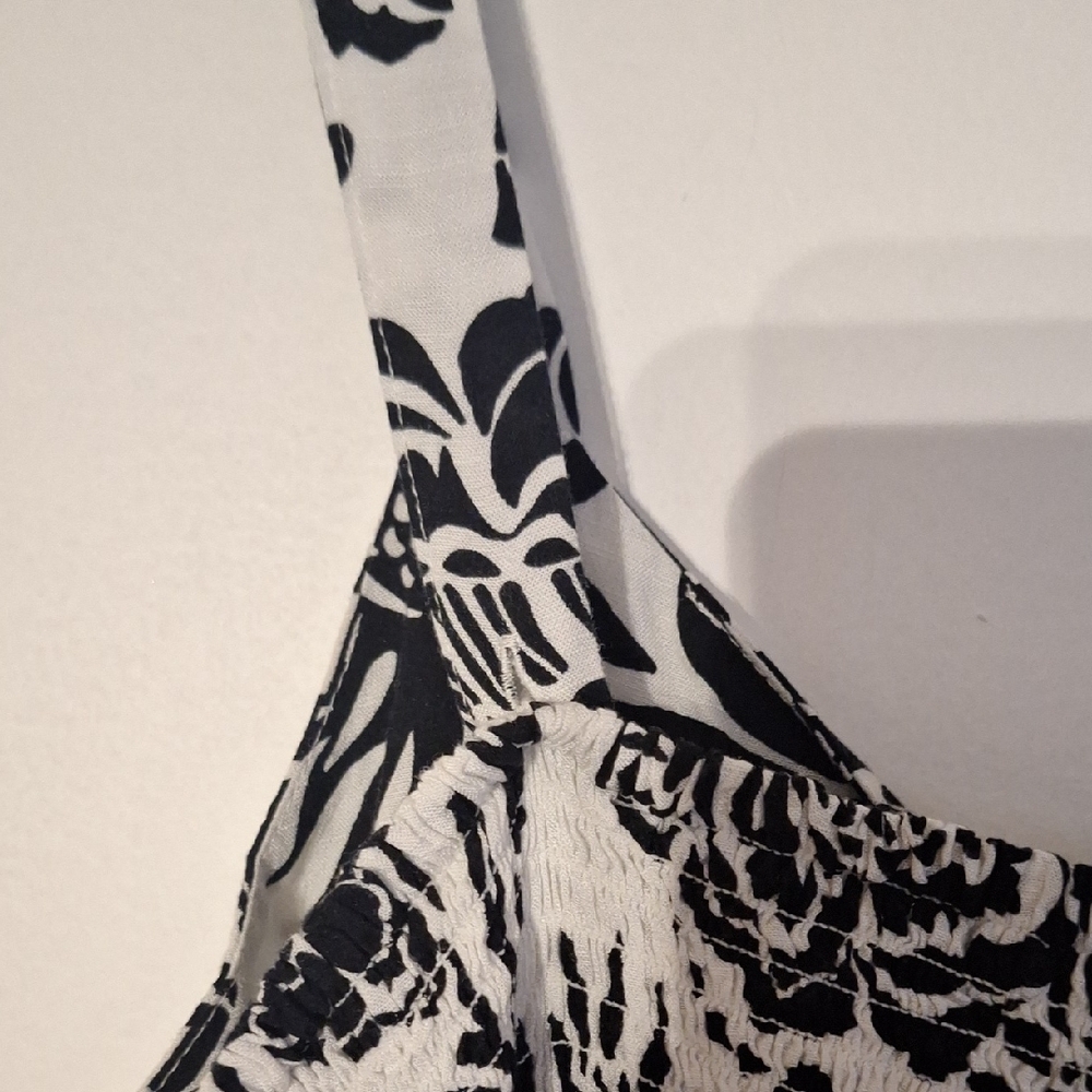 Knox Rose Black and White Floral Midi Dress - Picture 7 of 8